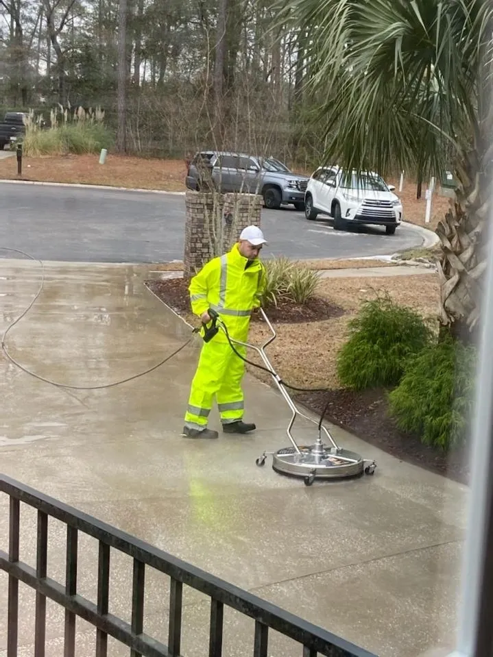 Commercial Pressure Washing Near Me